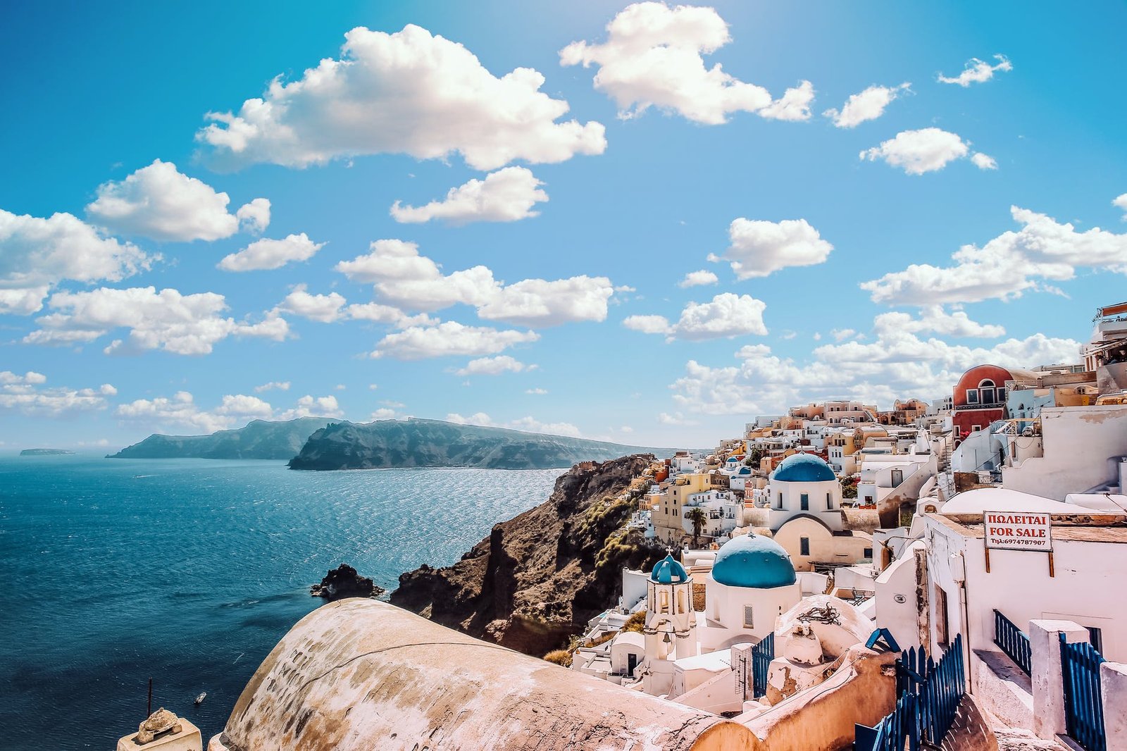 How To Plan Budget Trip To Santorini? Best Time To Travel, Where To Stay In Santorini Islands Greece